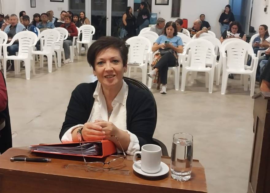 La concejal Pelereteguy acude a la justicia para que La Libertad Avanza se retracte de sus acusaciones